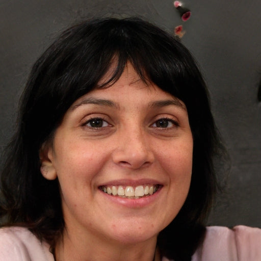 <em>Camila Perdomo</em>